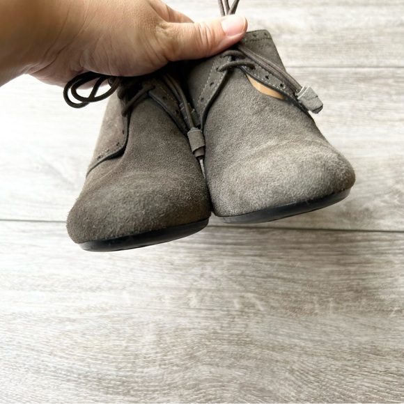 Geox Taupe Suede Leather Fringe Lace Up Western Heeled Bootie - Picture 5 of 13